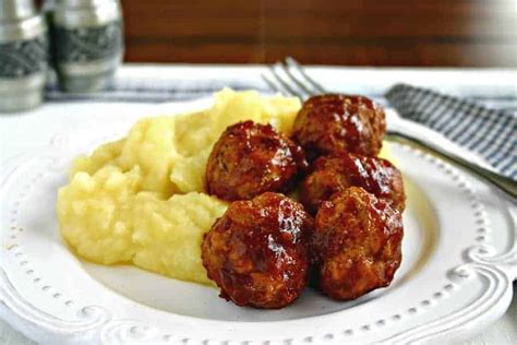 Swedish Turkey Meatballs Emily Bites