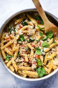 OnePot Pasta with Ground Turkey & Spinach foodiecrush