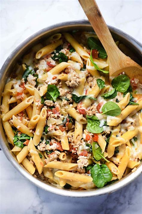 OnePot Pasta with Ground Turkey & Spinach foodiecrush
